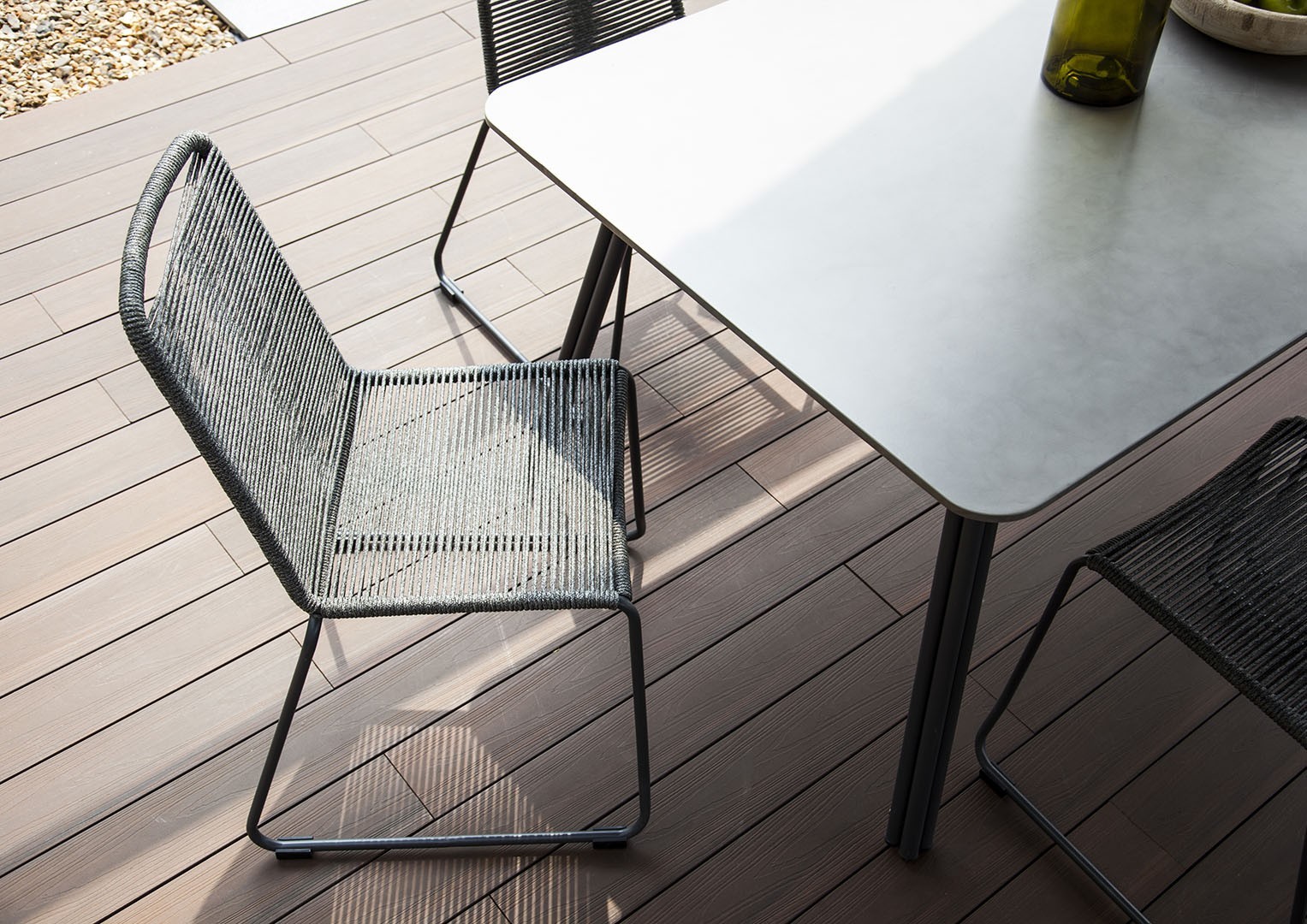Krzesła ogrodowe aluminiowe – wygodny sposób na wypoczynek!